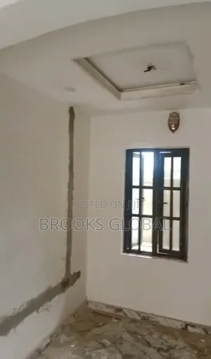 2bdrm Block of Flats in Benin City for rent