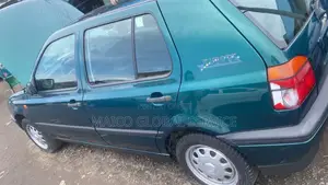 Volkswagen Golf 2000 Green