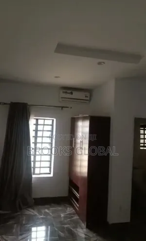 3bdrm Block of Flats in Benin City for rent