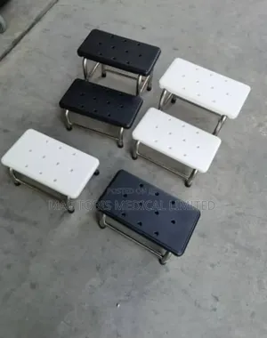 Mount Step For Height Stepping To Delivery