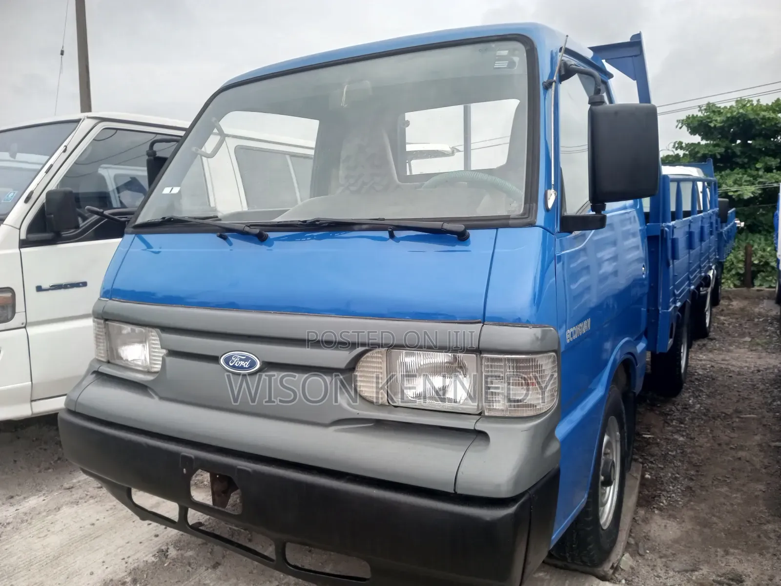 Ford Transit 2002 Blue