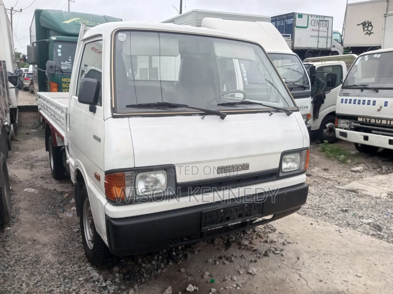 Mazda E2200 2002 White