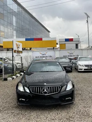 Mercedes-Benz E350 Base 2dr Coupe RWD (3.5L 6cyl 7A) 2010 Black