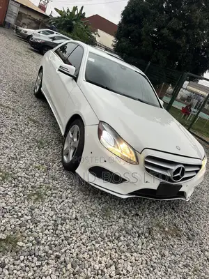 Mercedes-Benz E350 Base 4Matic Sedan AWD (3.5L 6cyl 7A) 2014 White