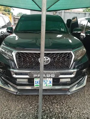 Toyota Land Cruiser Prado 2024 Black