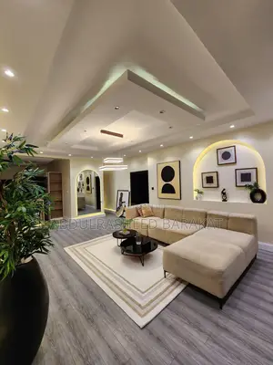 Luxury Three Bedroom Apartment