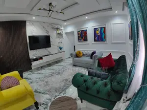 Luxury Spacious Two Bedroom Apartment