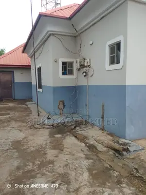 Photo - 3bdrm Bungalow in FHA for sale