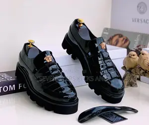 Photo - High Quality Versace Patent Leather Luxury Men Shoe-sandals