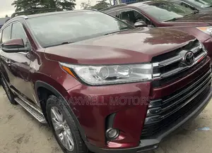 Toyota Highlander XLE 4dr SUV AWD (3.5L 6cyl 6A) 2015 Purple