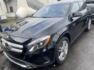 Mercedes-Benz GLA-Class 2017 Black