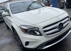 Mercedes-Benz GLA 250 2018 White