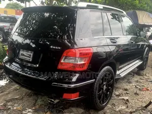 Mercedes-Benz GLK-Class 350 4MATIC 2012 Black