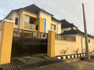 4bdrm Duplex in Start Gate Oluyole for sale