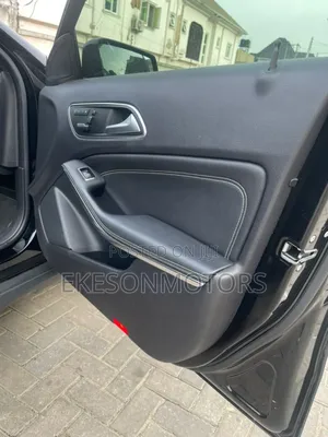 Mercedes-Benz GLA 250 2016 Black