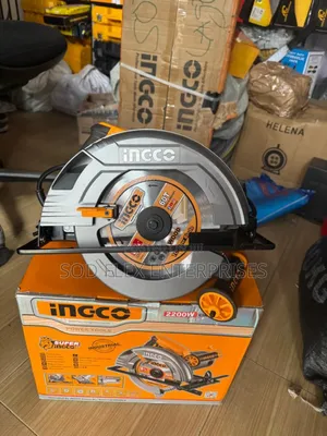 9" Ingco Industrial Circular Saw With Blade