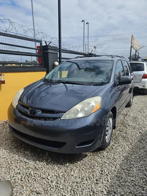 Photo - Toyota Sienna CE FWD 2006 Blue