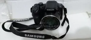 Samsung Mini Professional Digital Photo and Video Camera