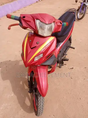TVS HLX 125 2023 Blue