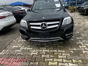 Mercedes-Benz GLK-Class 350 2014 Black