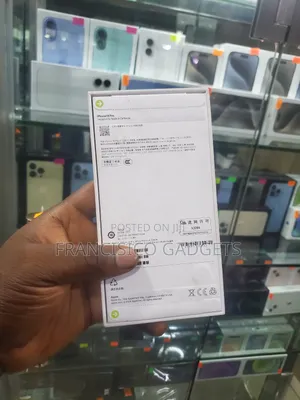 New Apple iPhone 16 Pro 128 GB White