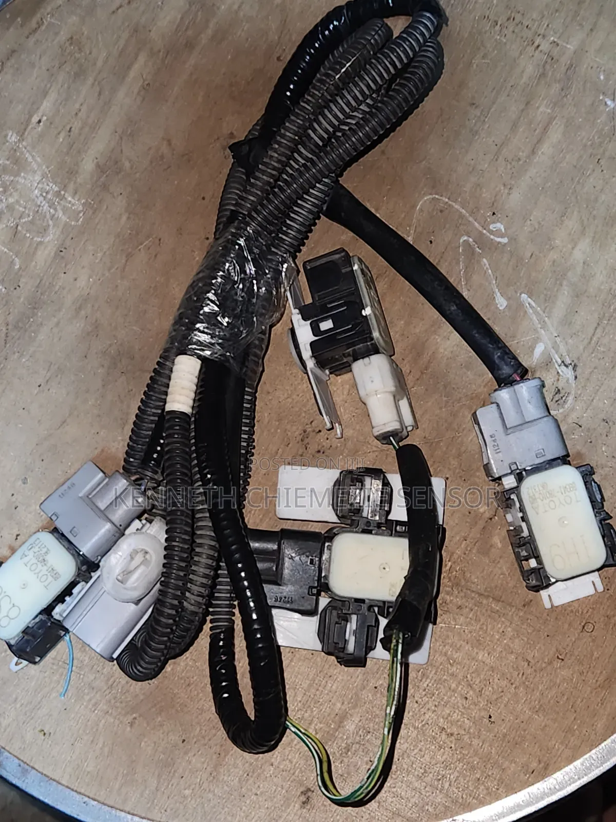 Complete Front Bumper Sensor and Wire E S 350 2015