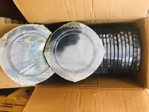 100pcs Disposable Plates Plastic Bowls With Gold Rim