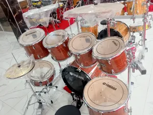 Photo - Yamaha Acoustic 7 Set of Drums