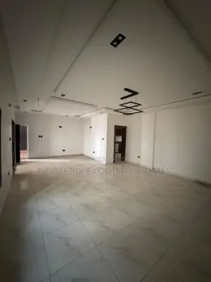3bdrm Block of Flats in Mabushi for rent