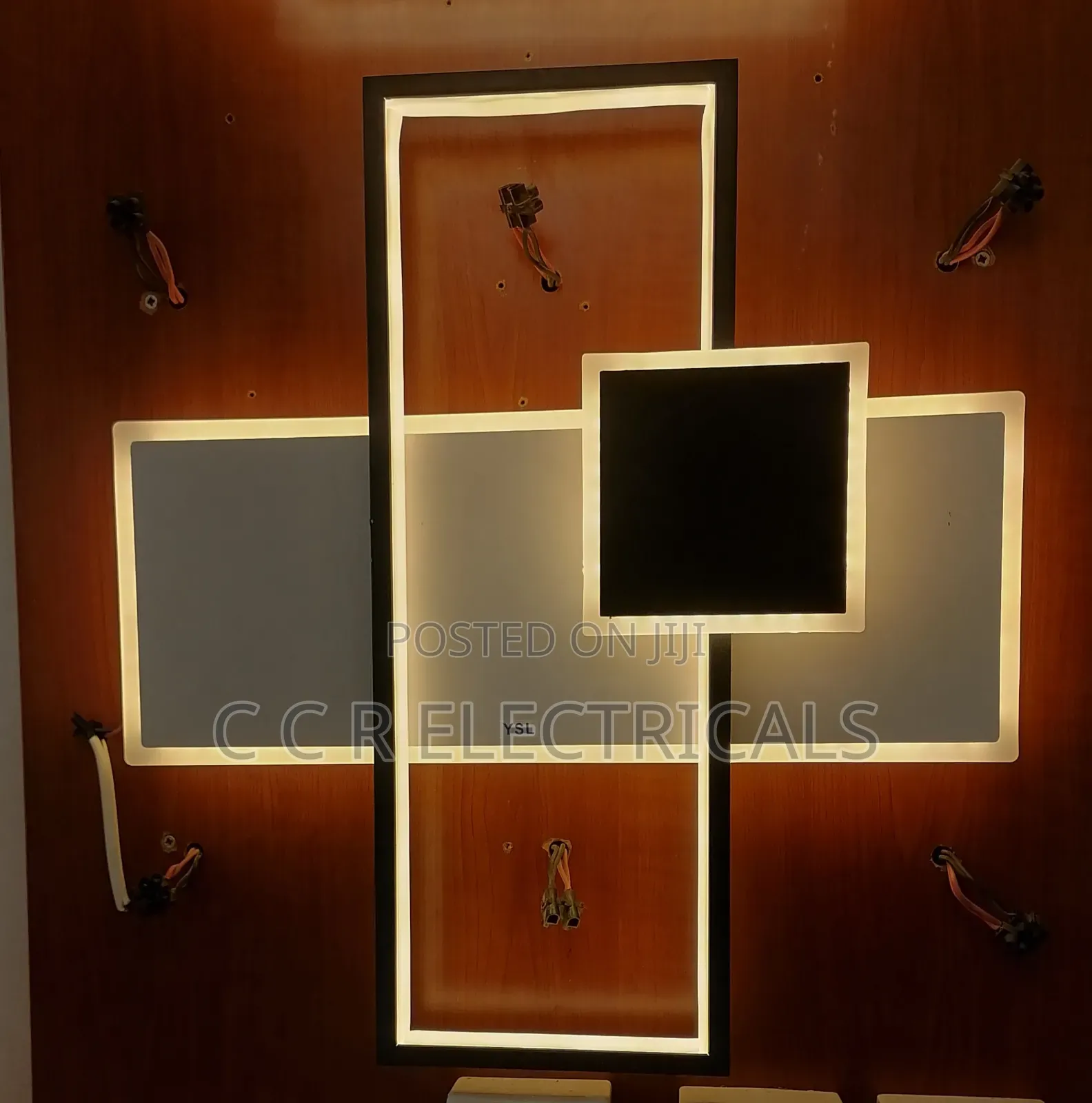 Square Ceiling Fitting
