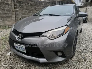 Photo - Toyota Corolla LE 4dr Sedan (1.8L 4cyl CVT) 2014 Gray