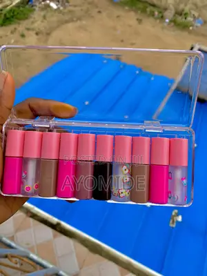 Photo - 10 in One Pocket Lip Gloss Set
