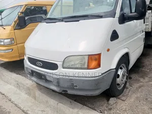 Ford Transit 2000 White