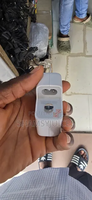 Apple Macbook Charger 30watts Typec