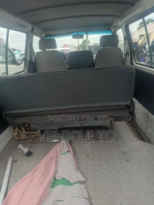Toyota HiAce 1995 White