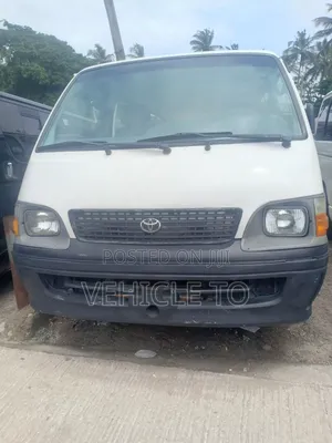 Toyota HiAce 1995 White