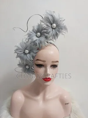 Silver Ash Feathery Facinator