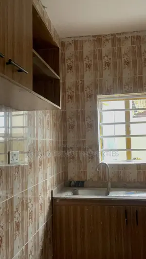 Furnished Mini Flat in Surulere for rent