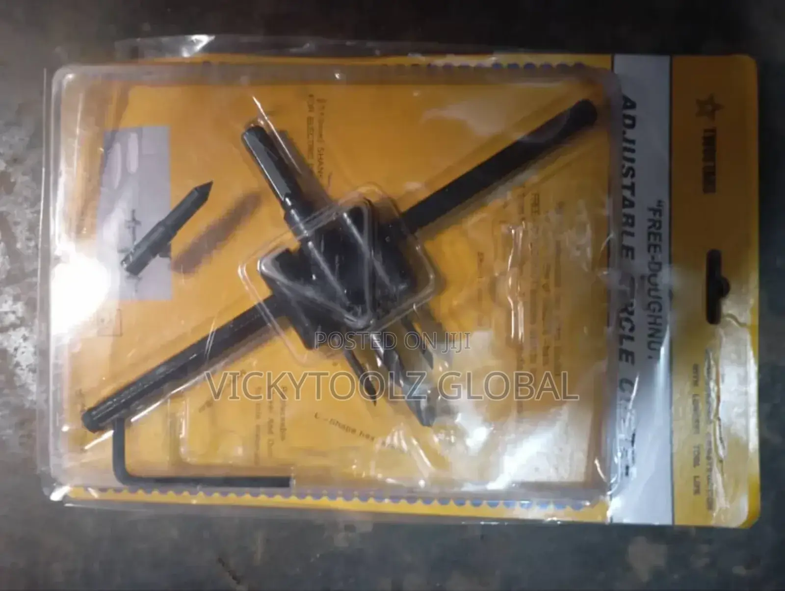 Adjustable Circle Cutter