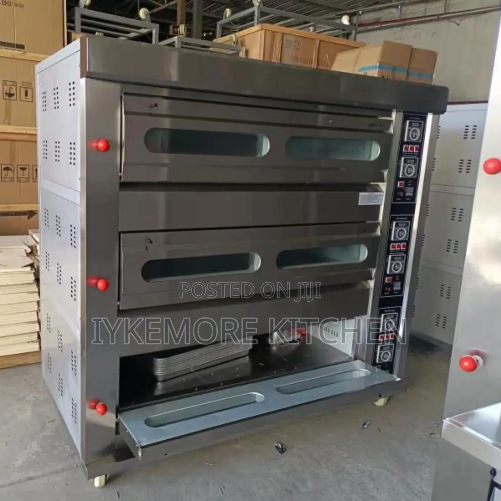 Industrial 3 Deck Gas Oven (6 Trays Machine)