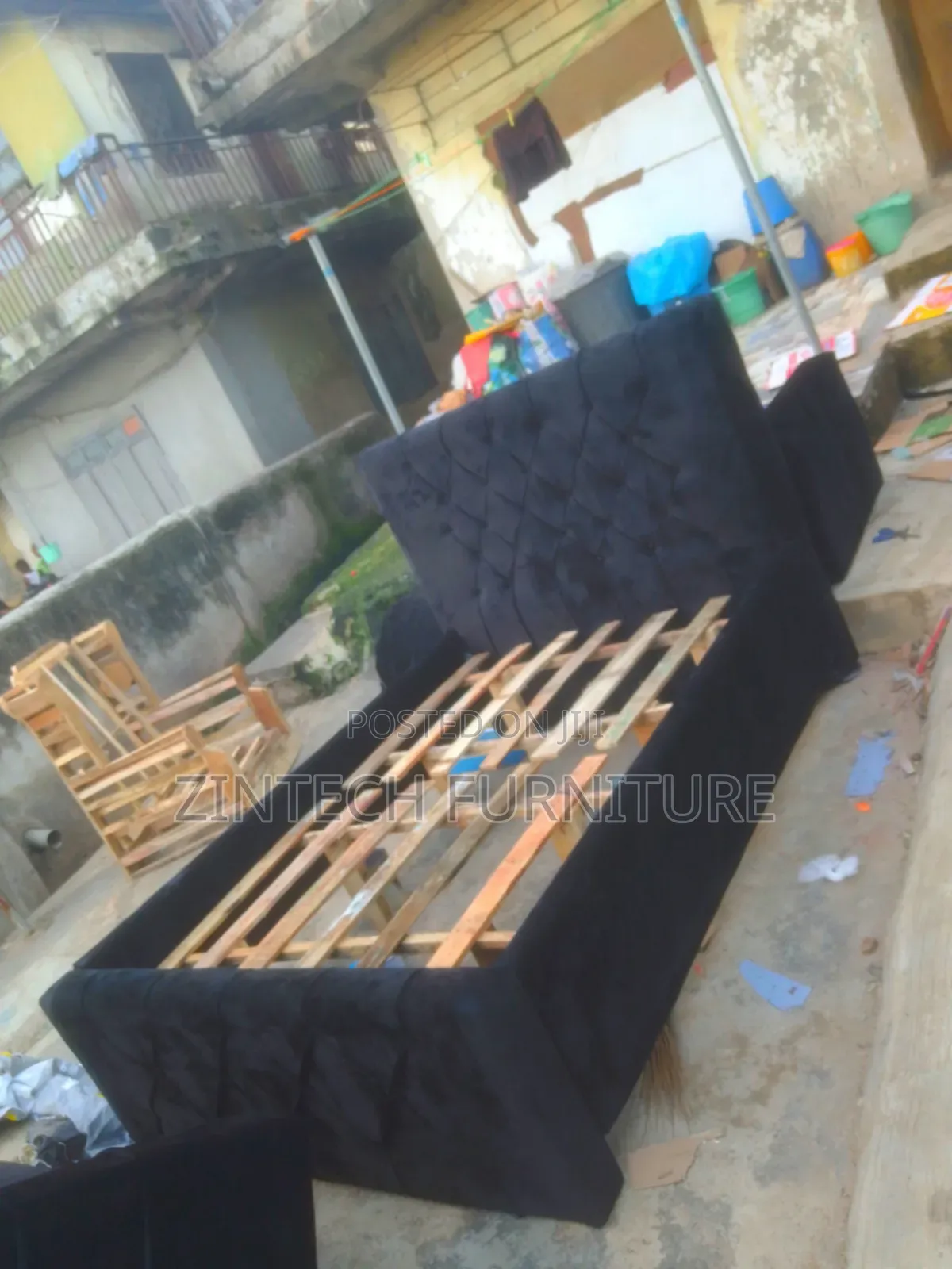 4.5 by 6 Bedframe