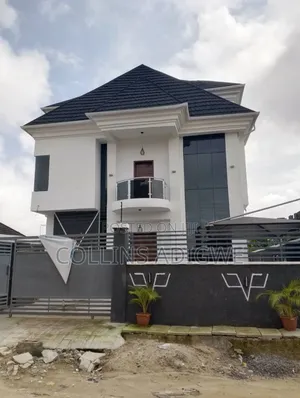 Photo - 5bdrm Duplex in Sunshine Estate for sale