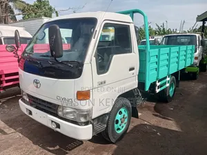 Toyota Dyna=200 Model,