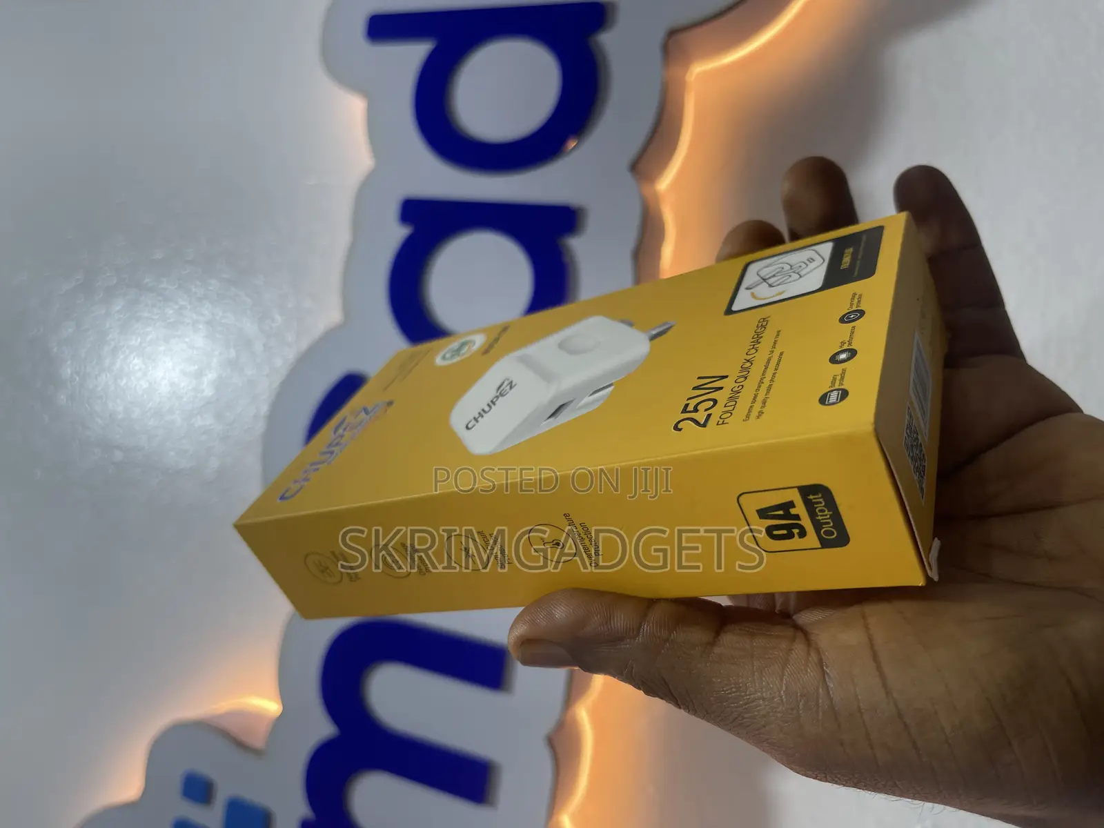 Chupez 25watts Folding iPhone Fast Charger