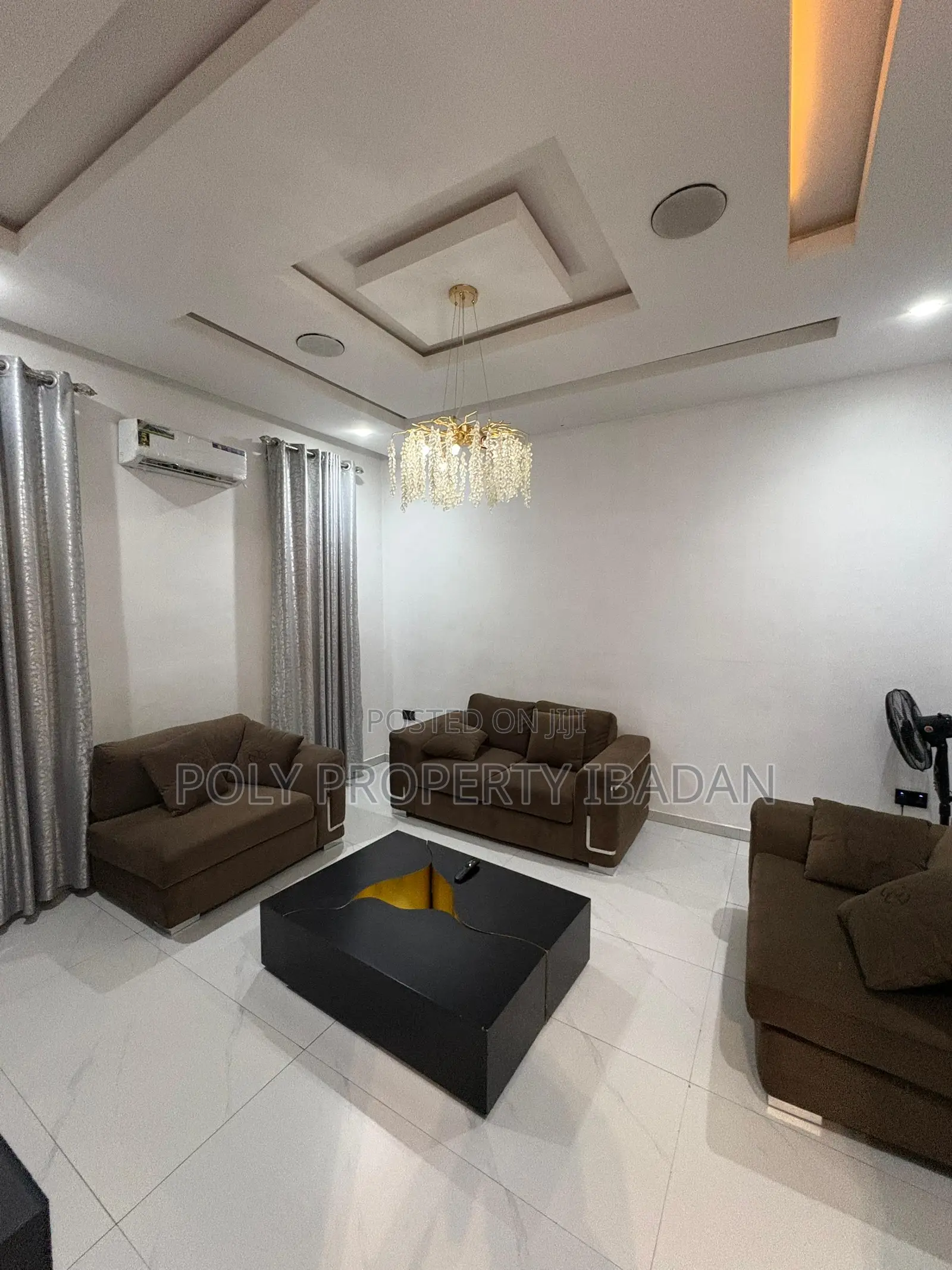 1 Bedroom Smart House Shortlet at Jericho Gra