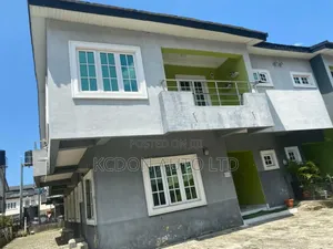 Photo - 4bdrm Duplex in Paradise 2, Chevron for rent