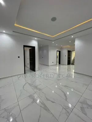 Furnished 2bdrm Apartment in Lekki Phase 1 for sale