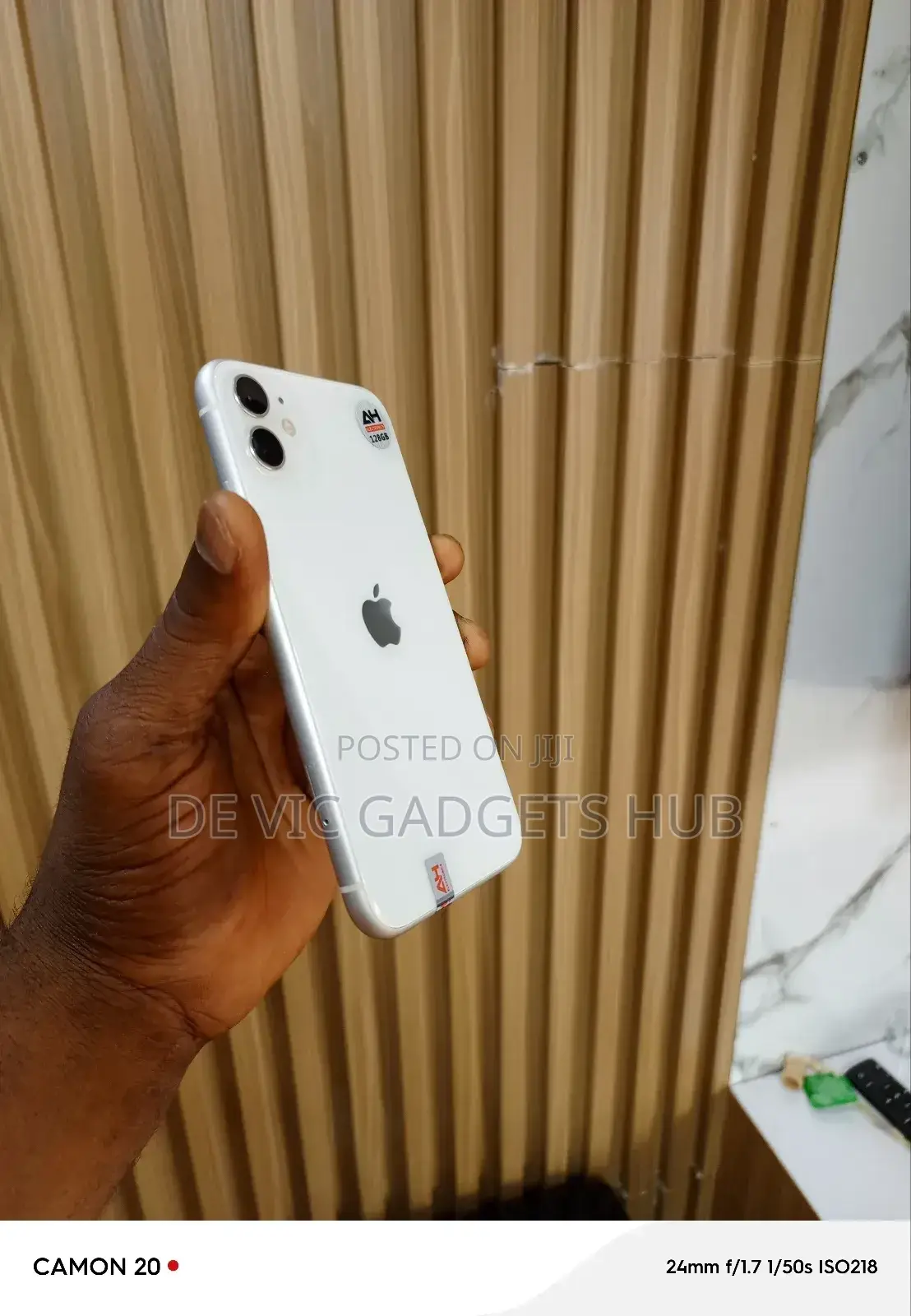 Apple iPhone 11 64 GB White