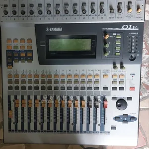 Yamaha Digital Digital Mixing Console