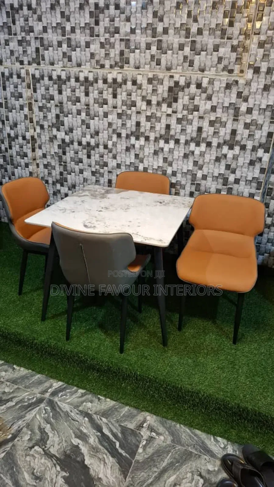 High Quality Marble Dining Set With Four Leather Chair
